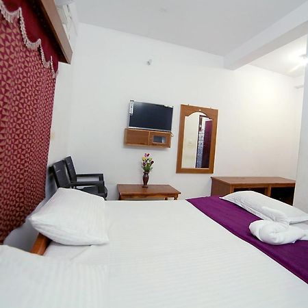 Nandika Residency Hotel Махабалипурам Екстериор снимка