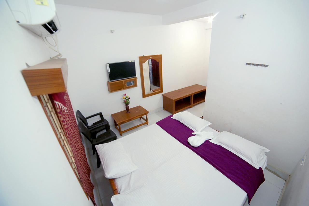 Nandika Residency Hotel Махабалипурам Екстериор снимка